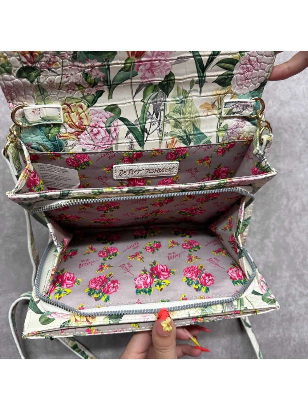 Betsey Johnson betsey johnson